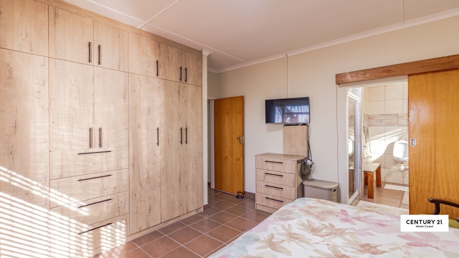 4 Bedroom Property for Sale in Vredenburg Western Cape